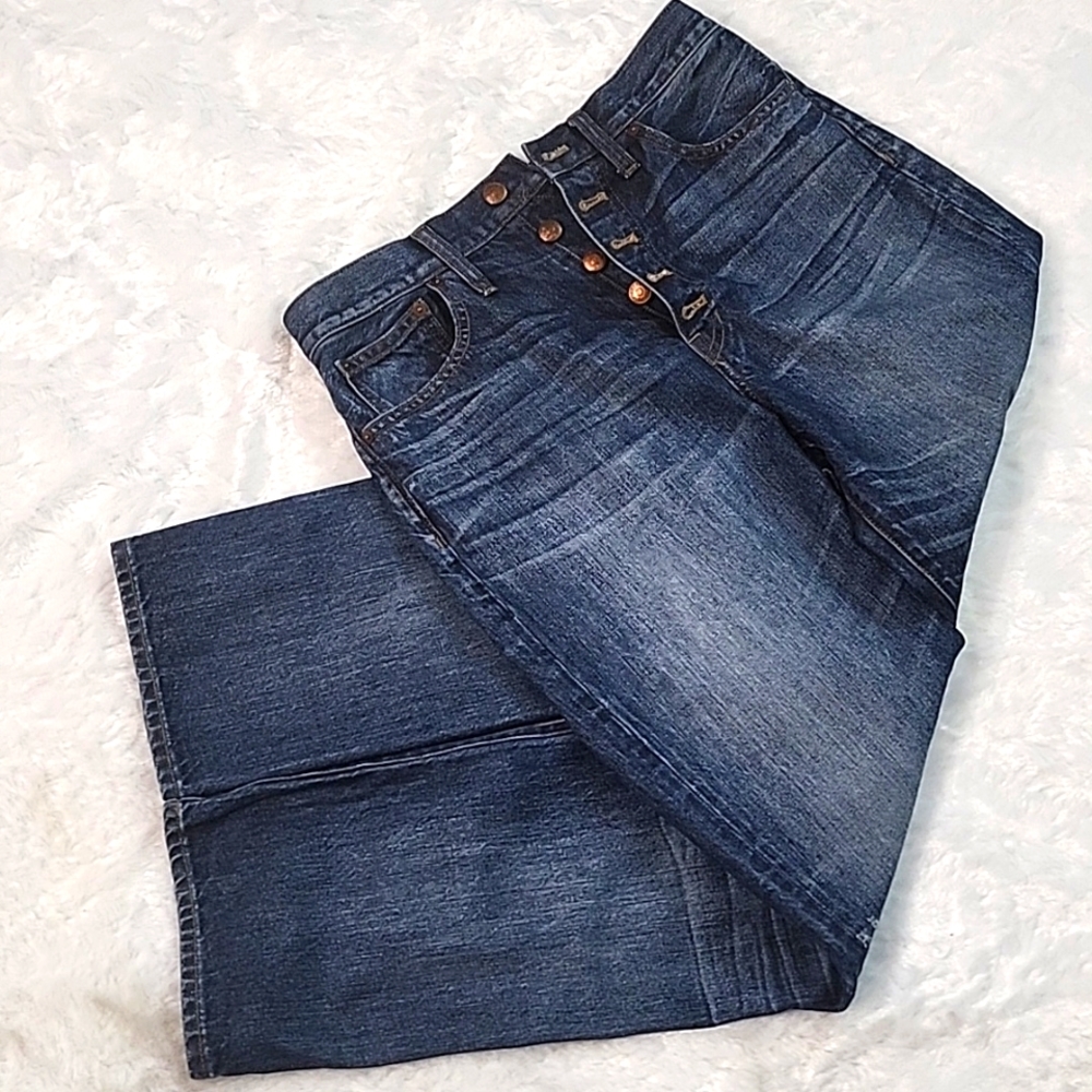 Rivet & Thread denim jeans button